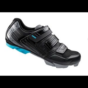 Women’s Shimano Cycling Shoes (size 39)